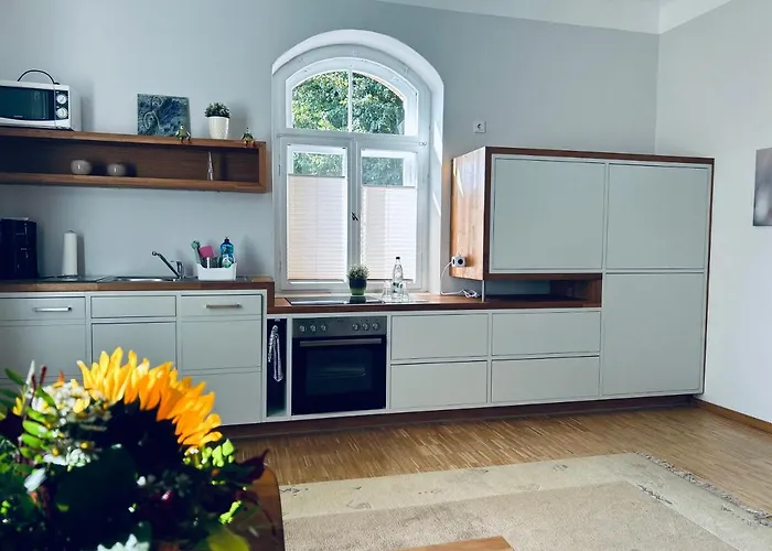 Schlosspark Apartment I 80Qm I 3 Betten I Bei Dresden