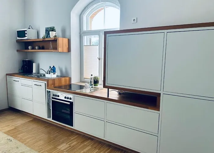 Schlosspark Apartment I 80Qm I 3 Betten I Bei Dresden